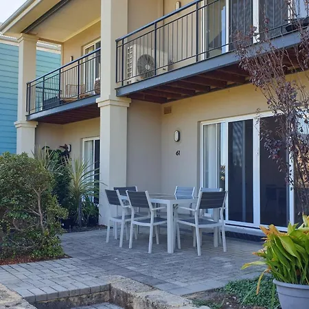 C Mandurah Apartment Resort Exterior photo