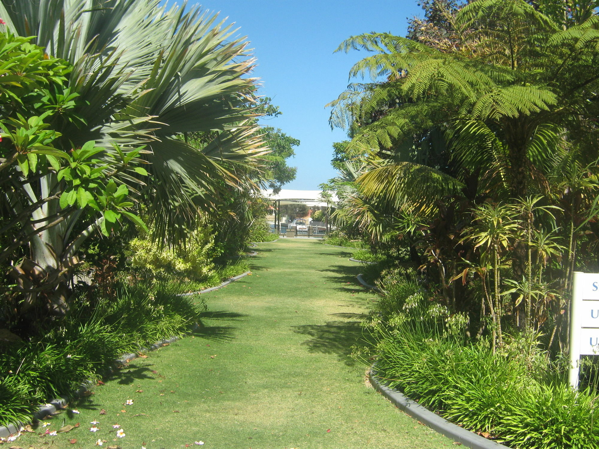 C Mandurah