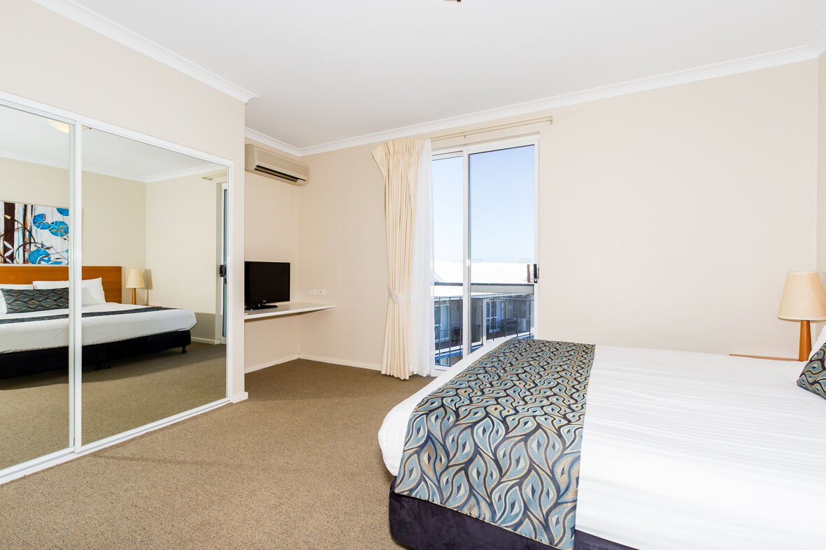 C Aparthotel 4*